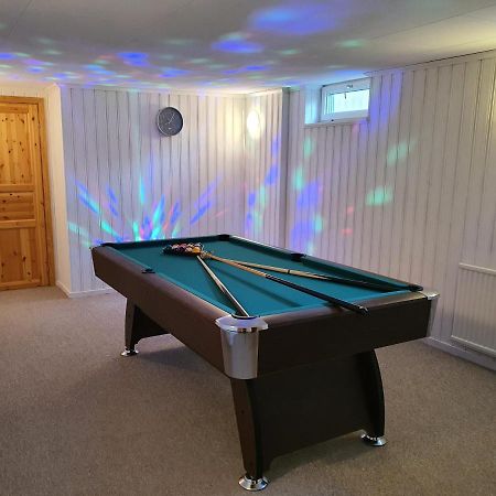 "Klippstigen" Villa For 10 Persons With Massage Chair, Sauna And Billiard Table Hultsfred Exteriör bild
