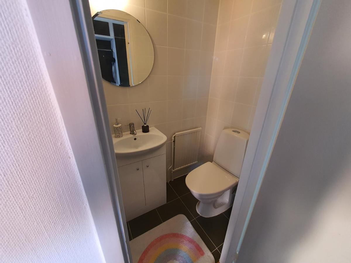 "Klippstigen" Villa For 10 Persons With Massage Chair, Sauna And Billiard Table Hultsfred Exteriör bild