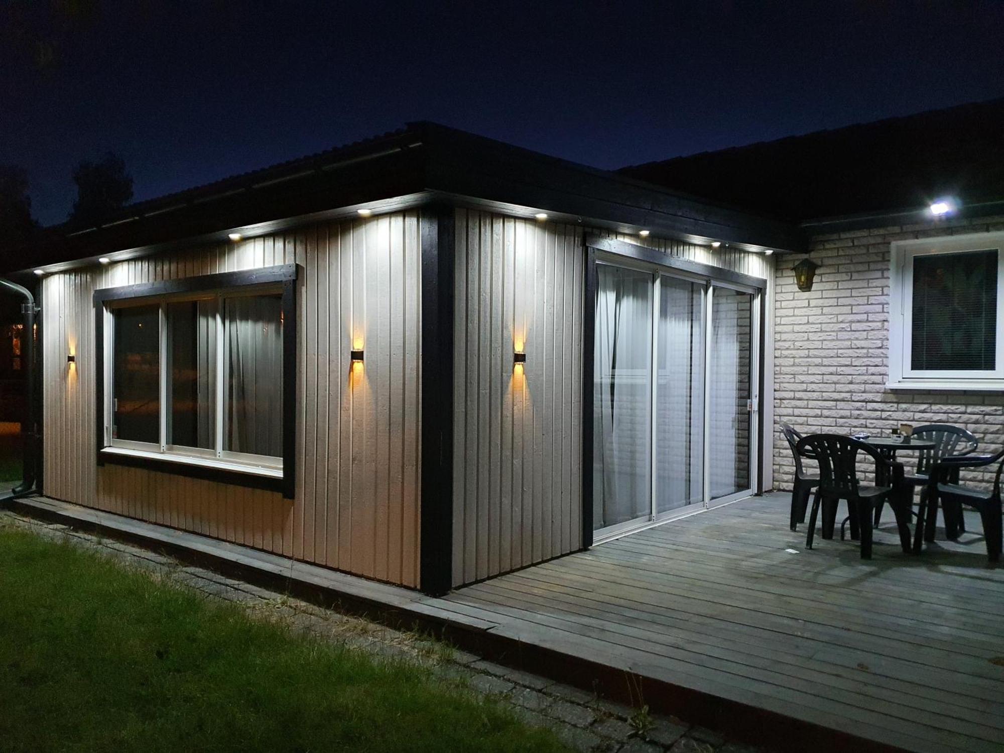 "Klippstigen" Villa For 10 Persons With Massage Chair, Sauna And Billiard Table Hultsfred Rum bild