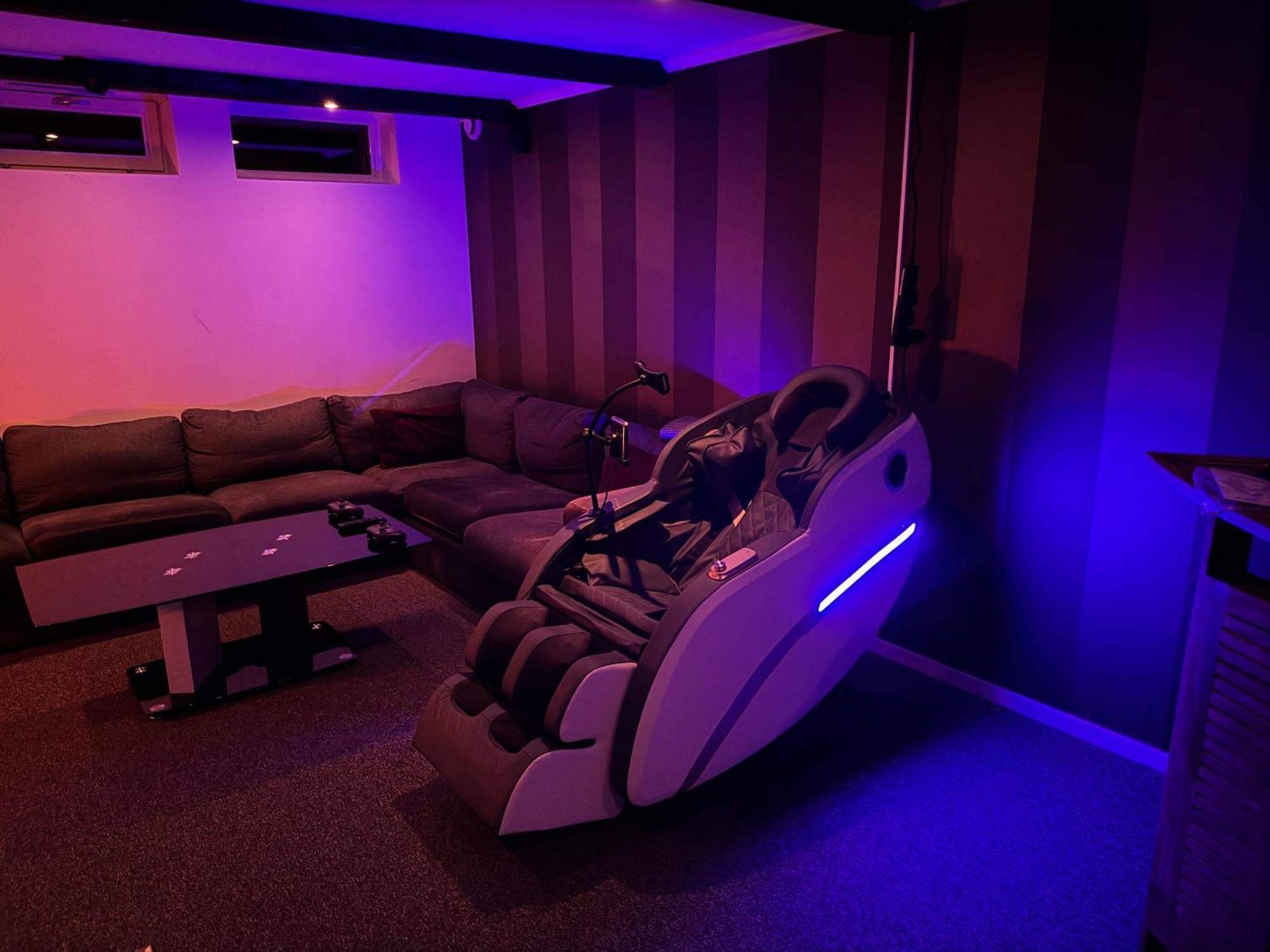 "Klippstigen" Villa For 10 Persons With Massage Chair, Sauna And Billiard Table Hultsfred Exteriör bild