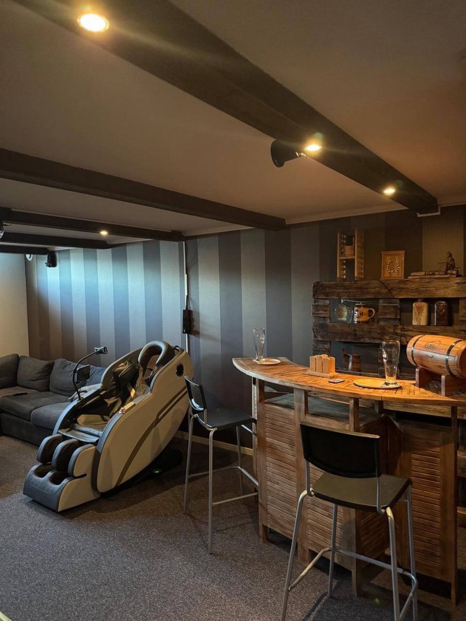 "Klippstigen" Villa For 10 Persons With Massage Chair, Sauna And Billiard Table Hultsfred Exteriör bild